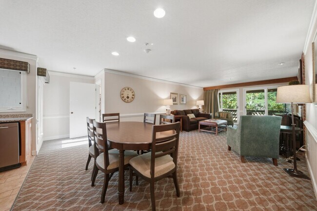 Building Photo - Resort Style Living - KINGSMILL (Graves Ordinary)