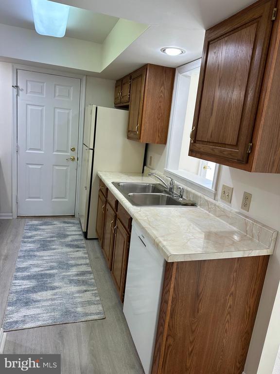 Foto del edificio - 11 Beacon Ct