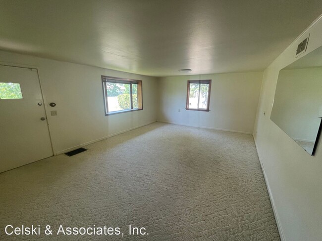 Building Photo - 3 br, 2 bath House - 612 Jefferson St.