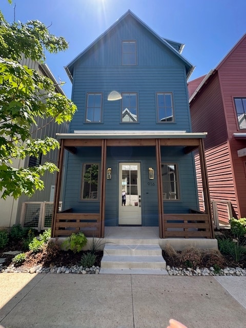 Building Photo - 916 Pedalers Ln