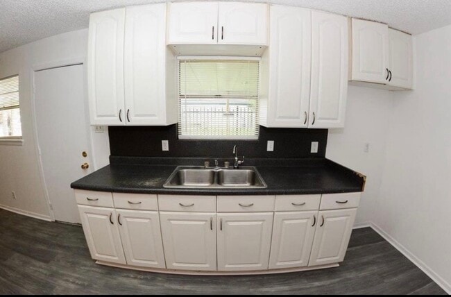 Building Photo - 4510 Pecan Park Cir