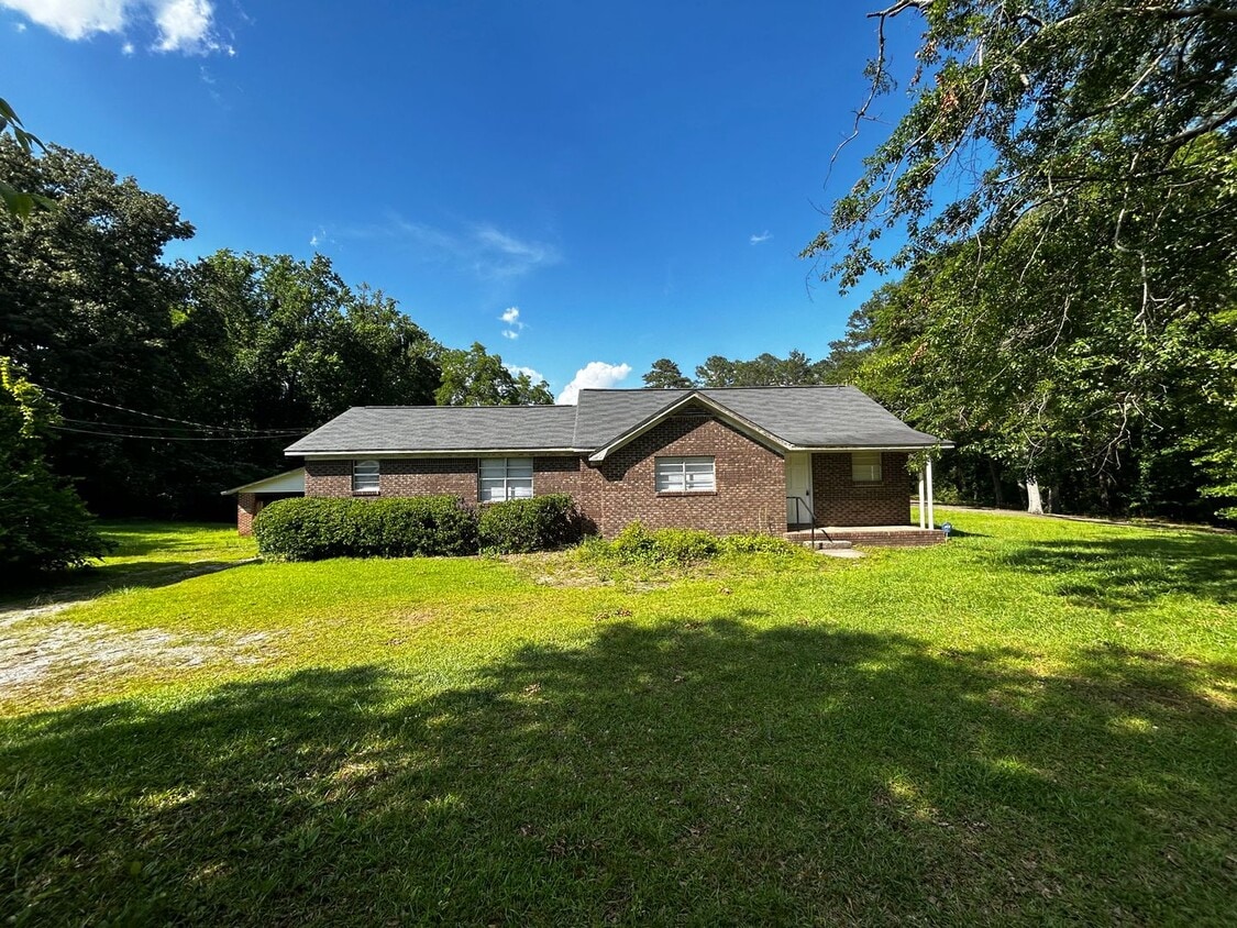 1120 Goodyear Ave, Gadsden, AL 35903 House Rental in Gadsden, AL