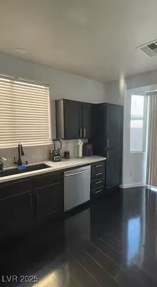 Foto del edificio - 7192 Shimmering Ave