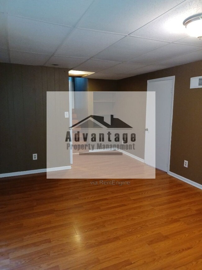 Building Photo - 6017 Randy Ln