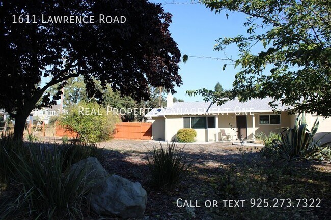 Foto del edificio - 1611 Lawrence Rd