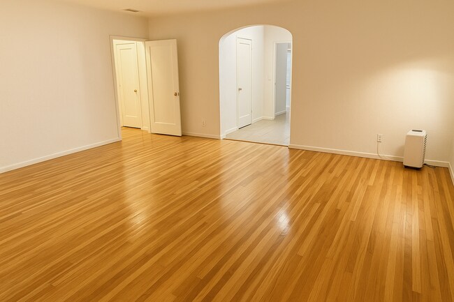 Foto del edificio - 1615 Phillips Ln