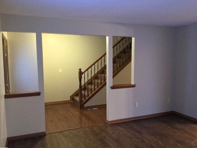 Building Photo - 180 Shaleridge Dr