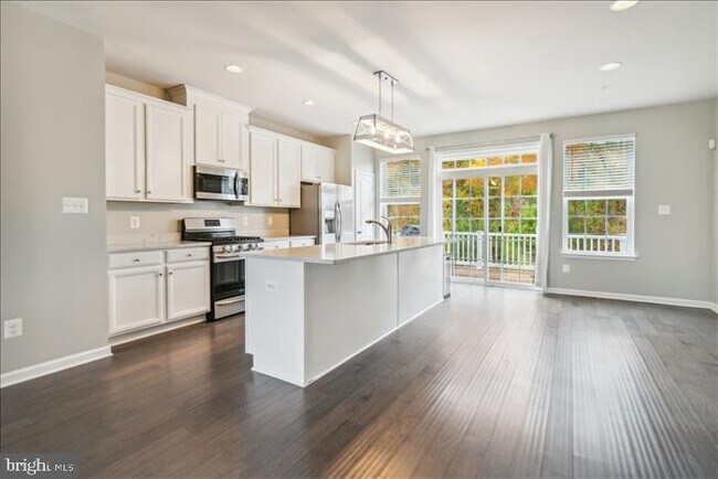 Foto del edificio - 23123 Azalea Ln