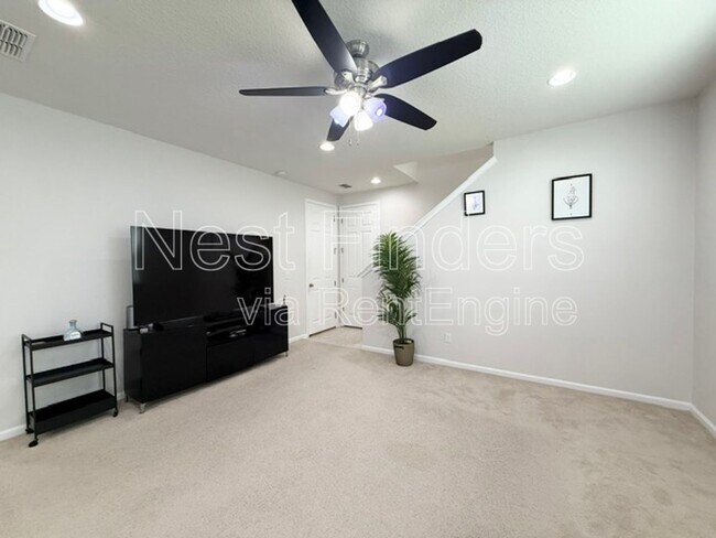 Foto del edificio - 6607 Azalea Park Rd