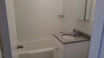 Building Photo - 410 Avenue X