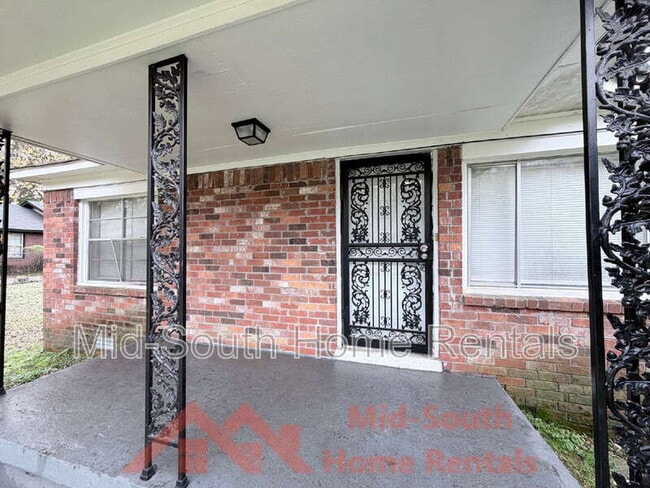 Foto del edificio - 3389 Cypress Rd