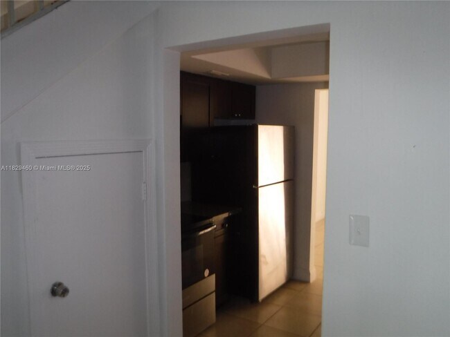Foto del edificio - 4100 NW 16th Ave