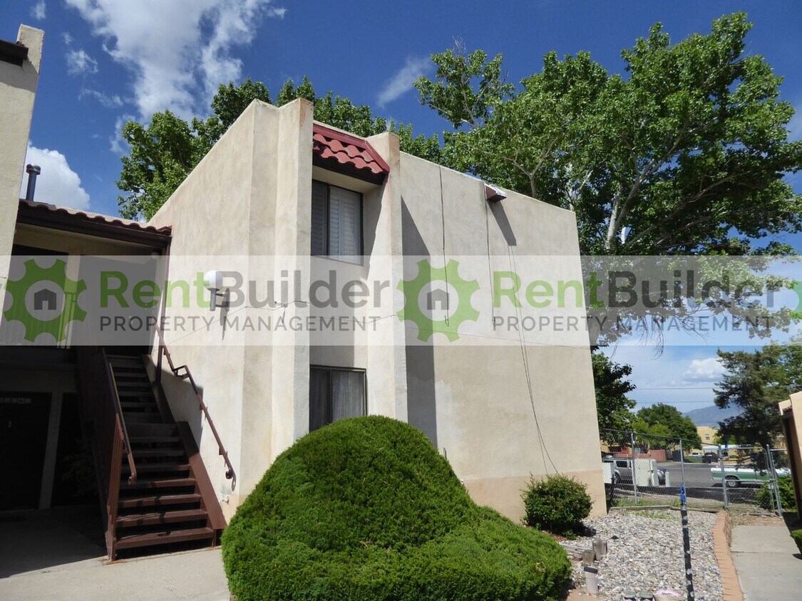 Primary Photo - Lease Pending - Please apply at your own d...