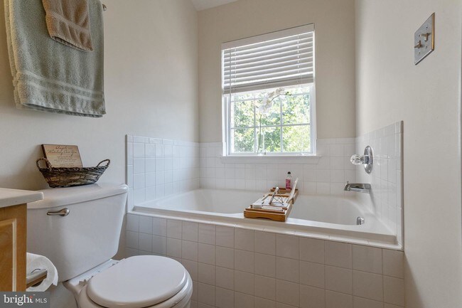 Building Photo - 8149 Jade Crossing Ct