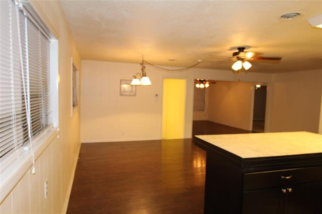 Building Photo - 728 S Burdette Ave