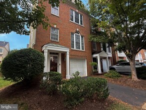 Building Photo - 4228 LOWER Dr