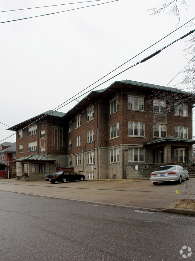 Foto del edificio - The Chesterfield Apartments