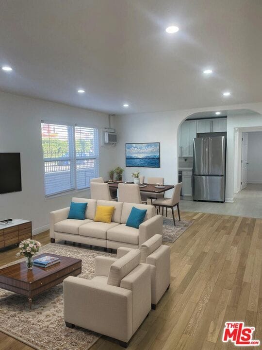 Foto del edificio - 1254 N Detroit St