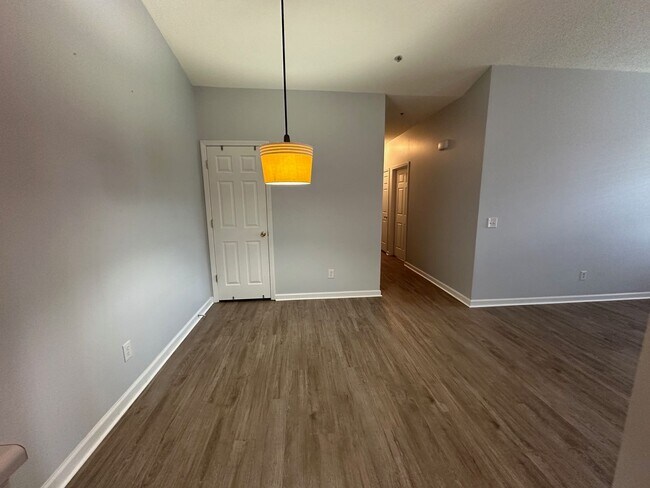 Foto del edificio - Condo / Burlington