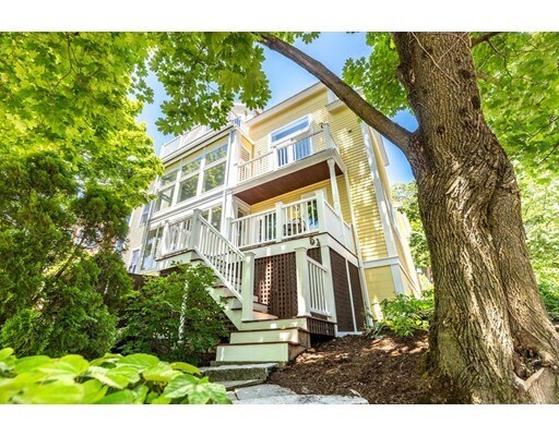 Building Photo - 54 Parley Ave