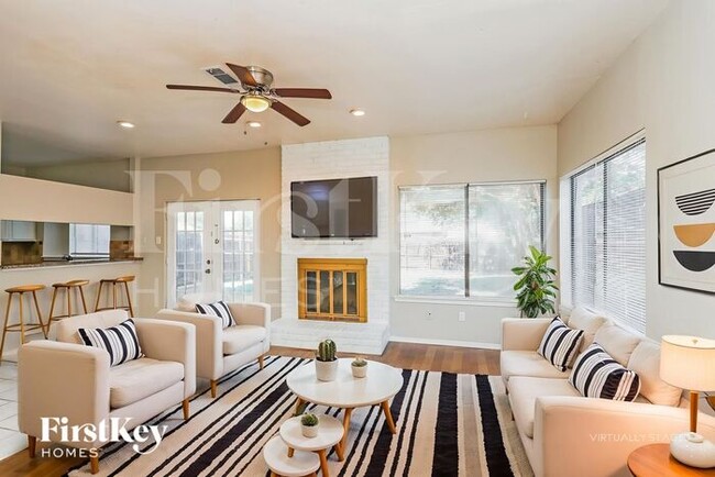 Building Photo - 7901 Tulane Dr