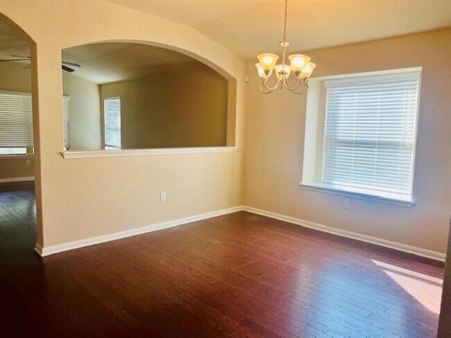 Foto del edificio - 406 Parkside Dr