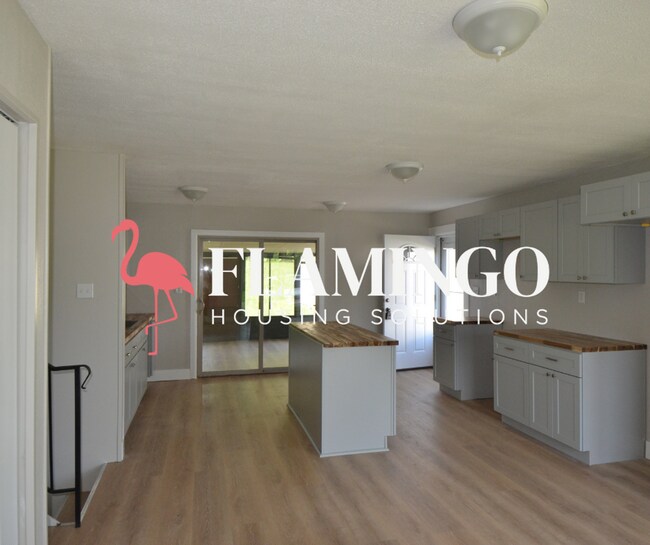 Foto del edificio - 4121 Meadowdale Dr