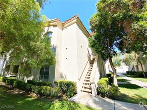 Building Photo - 6480 Annie Oakley Dr