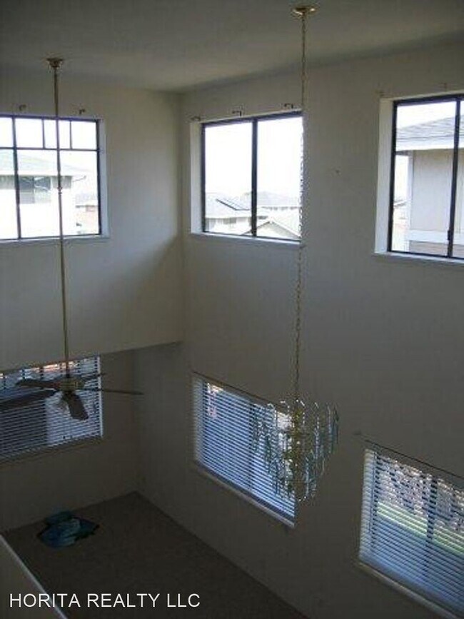 Building Photo - 3 br, 2.5 bath House - 94-238 HAEA PLACE