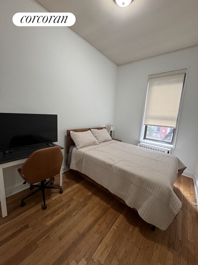 Foto del edificio - 238 E 82nd St