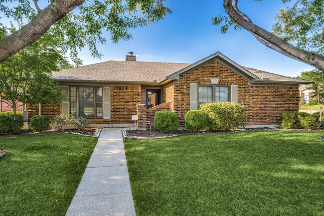 Foto del edificio - 3 Bedroom in Coppell - Large Trees and Fenced Yard