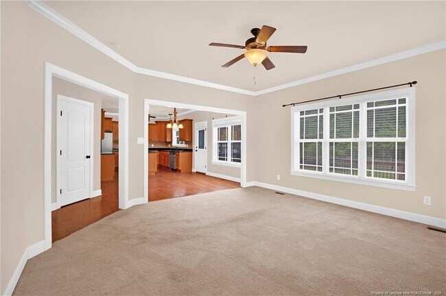 Building Photo - 7260 Sandcastle Ln