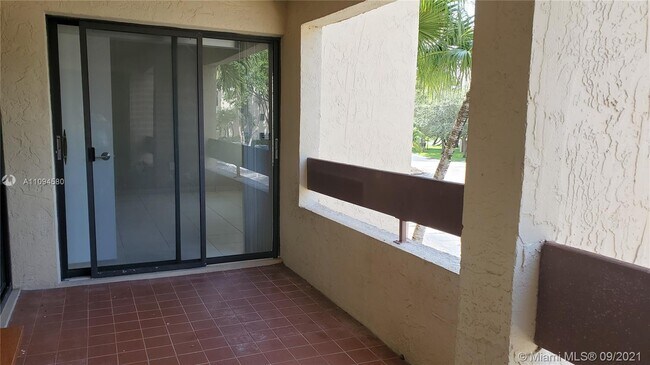 Building Photo - 9280 SW 123rd Ct