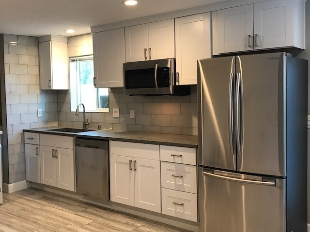 Foto del edificio - PRE-LEASE AUGUST 2026 - Spacious Guest House