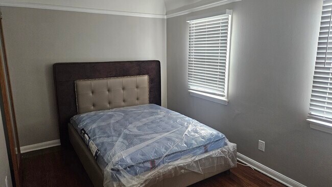 dormitorio 1 - 2028 W 81st St