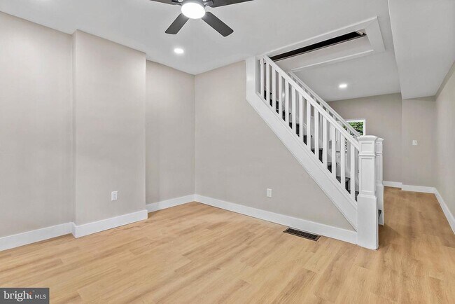 Foto del edificio - 4920 Knorr St