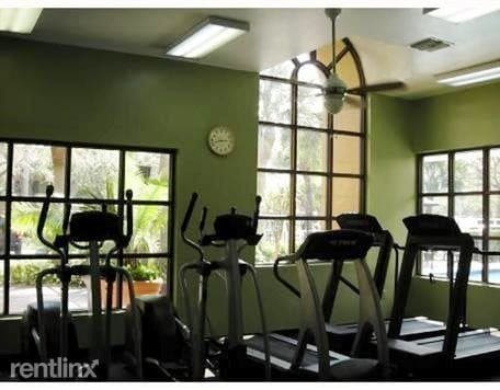 2 br, 2 bath Condo - Marina Oaks 2550 1811 - 4