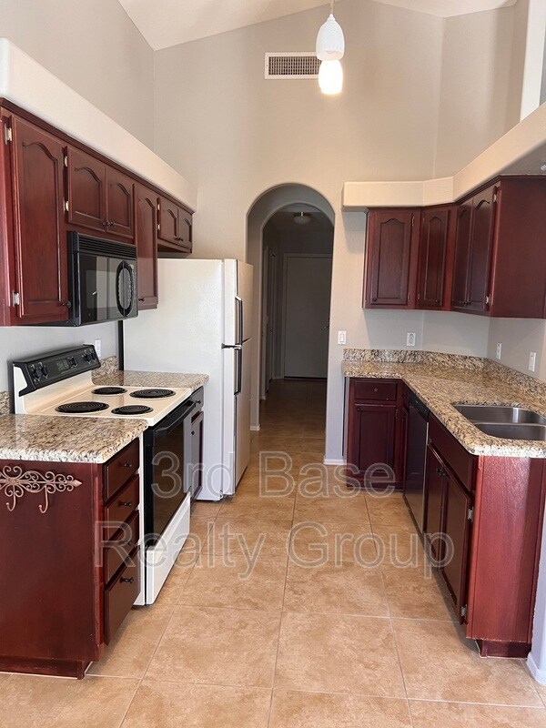 Building Photo - 11611 W Buck Mountain Ct