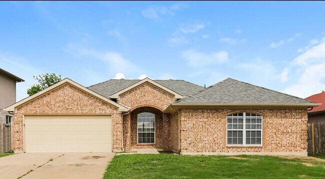 Building Photo - 7501 Fossil Garden Dr