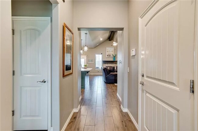 Foto del edificio - 8309 NW 160th Ct