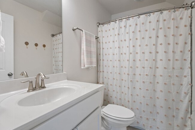 Foto del edificio - Townhome For Lease