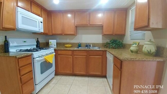 Building Photo - 1315 Massachusetts Ave #202