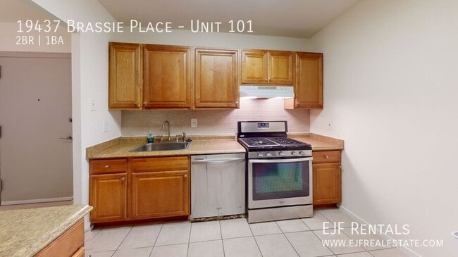 Photo - 19437 Brassie Pl Apartment