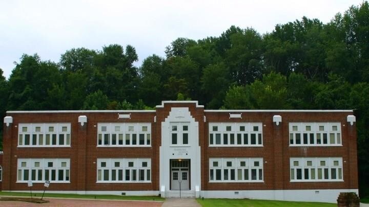 Primary Photo - 100 Sam Robinson Dr