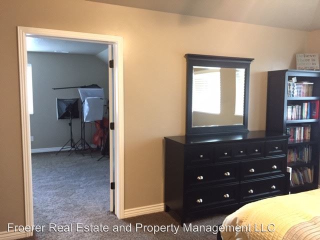 Building Photo - 7 br, 4 bath House - 1487 S 2750 W