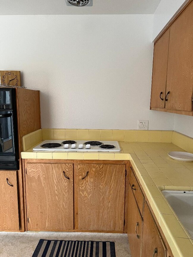 Building Photo - 3019 Eddy St