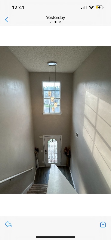 Building Photo - 215 Horseman Run