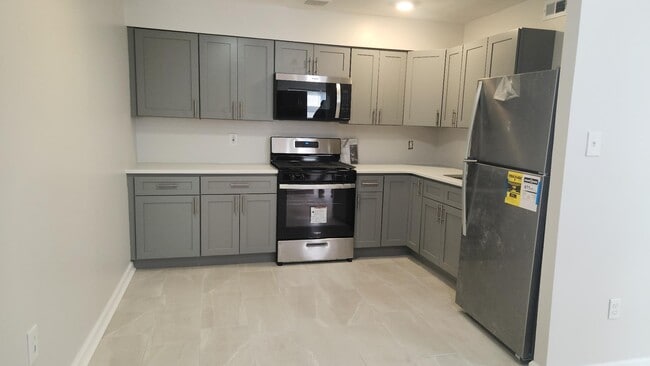 Photo - 7028 Lark Pl Apartment