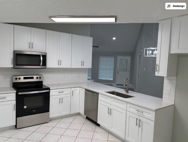 Building Photo - 2812 Forest Hills Dr