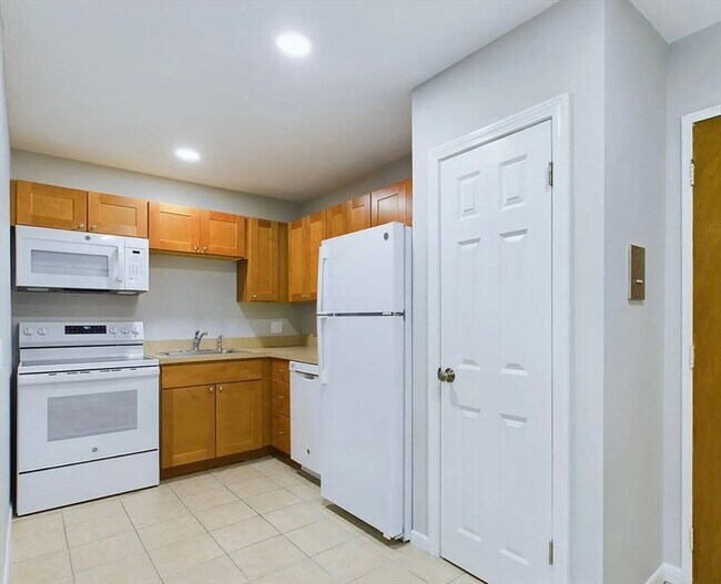 Foto del edificio - 445 Pleasant St